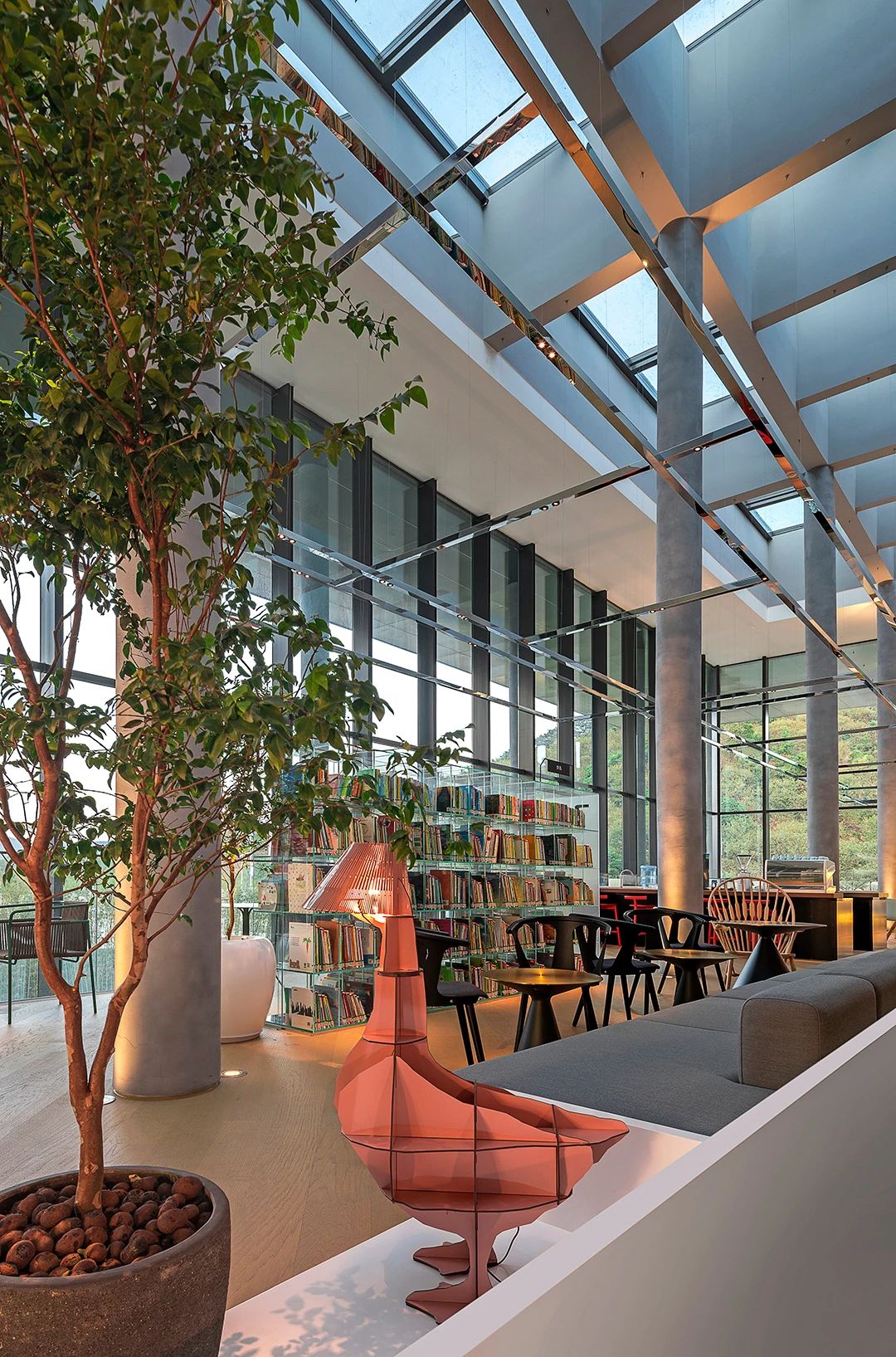 广州图书馆 - 品秀星樾分馆室内灯光设计-光影结合,现代简约风格,主光源