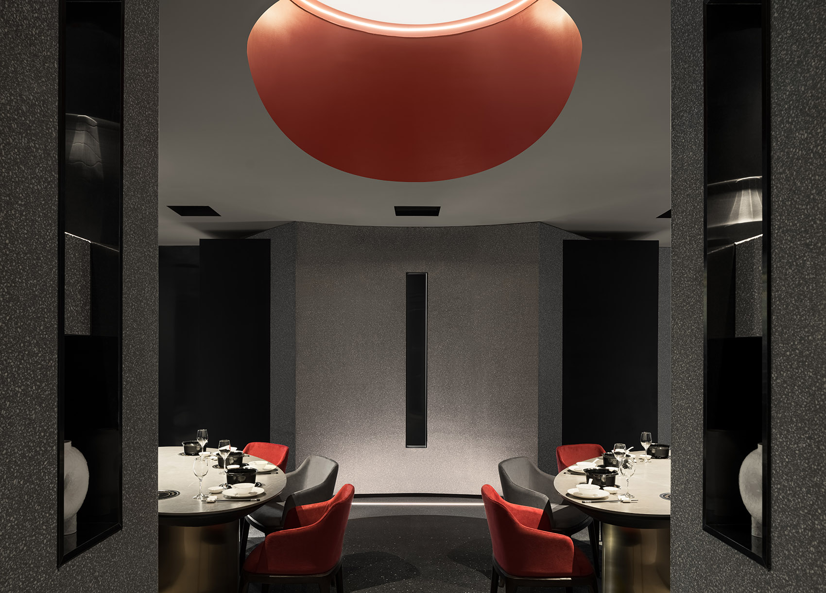 线性灯轨道灯打造干净舒适的空间氛围,浙江灯光设计案例酩悦海鲜餐厅灯光设计,灯光设计方案